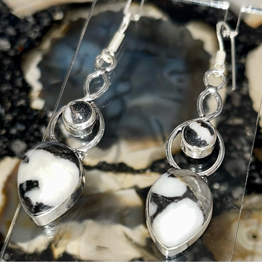 White Buffalo Turquoise Earrings 2 1/2” - Picture 7 of 17